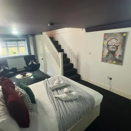 Spacious Duplex City Apartment With King Sized Bed, Free Onsite Parking, Near Utilita Areana & Icc Birmingham Exterior foto