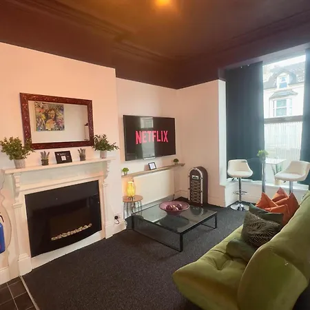 Spacious Duplex City Apartment With King Sized Bed, Free Onsite Parking, Near Utilita Areana & Icc Birmingham Exterior foto
