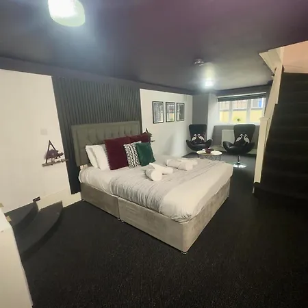 Spacious Duplex City Apartment With King Sized Bed, Free Onsite Parking, Near Utilita Areana & Icc Birmingham Exterior foto