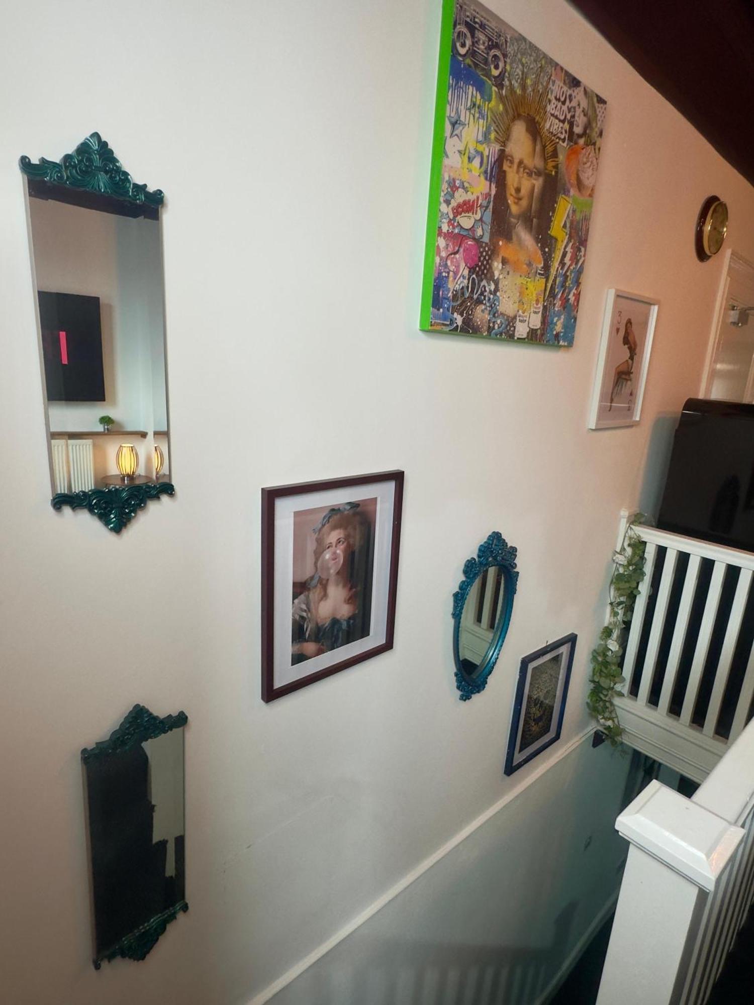 Spacious Duplex With King Sized Bed, Free Onsite Parking, Near Utilita Areana & Icc *